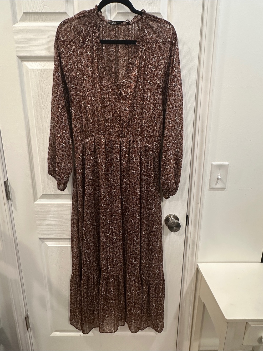 ZARA Women's Brown Floral Chiffon Ruffle V-Neck Lined maxi Dress Size XL